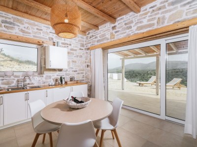 Villa Charakas - Features photo 15