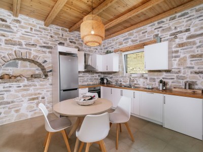 Villa Charakas - Features photo 18