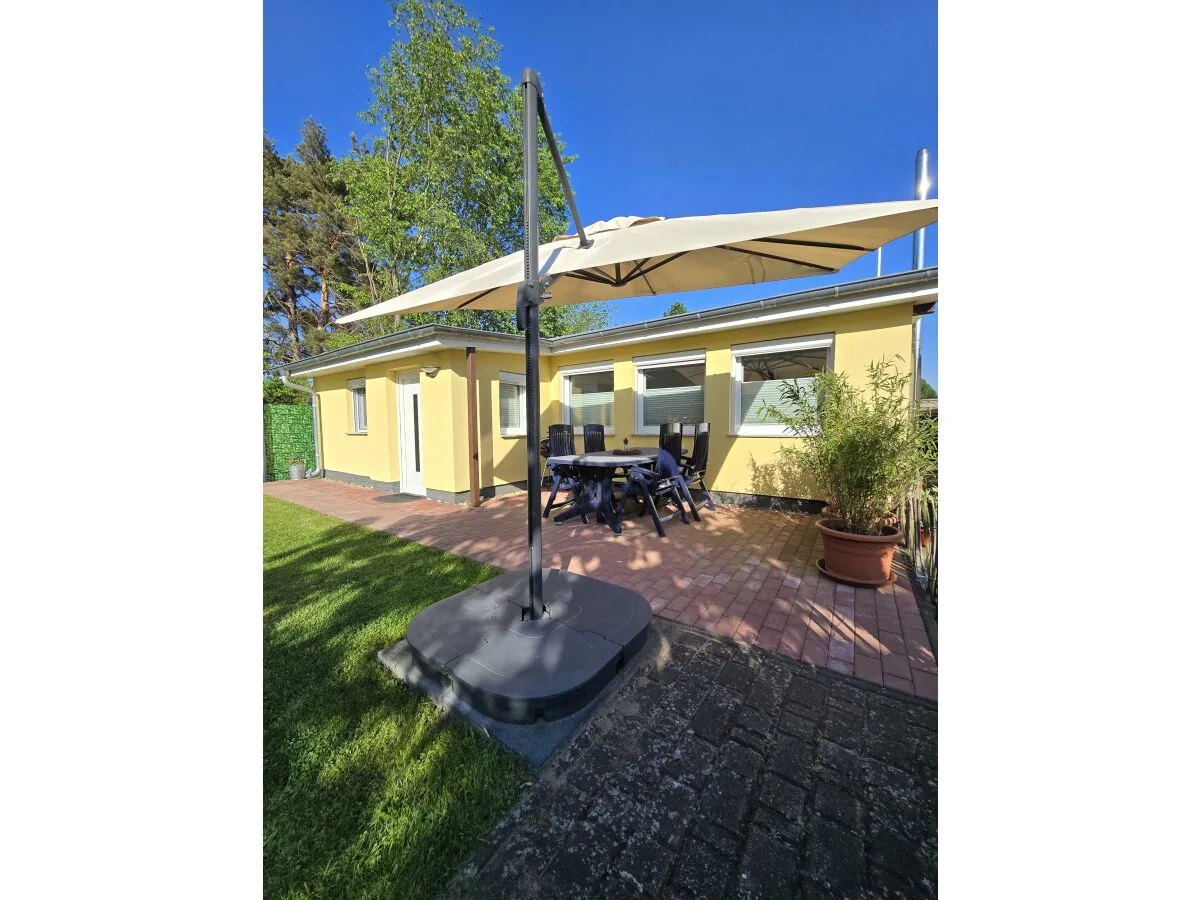 Holiday house Müllrose "in the woods"