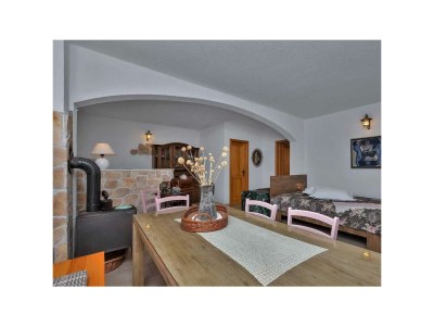 Holiday house Charming Villa Hill with Pool - Features photo 18