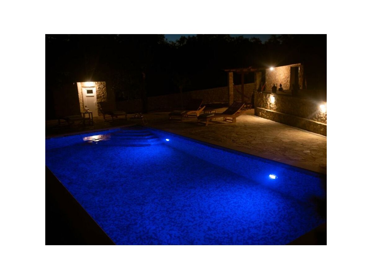 Holiday house Pearl in Stone with Heated Pool - Outdoor photo 5