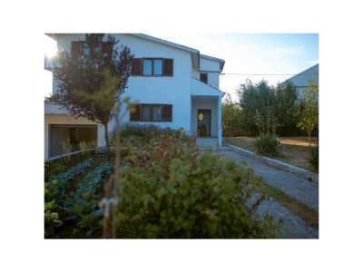 Holiday house Pearl in Stone with Heated Pool - Outdoor photo 11