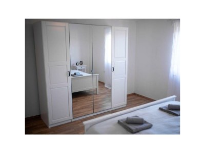 Holiday house Pearl in Stone with Heated Pool - Features photo 29