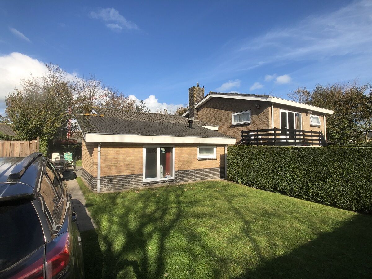 Holiday apartment Wielewaal side wing