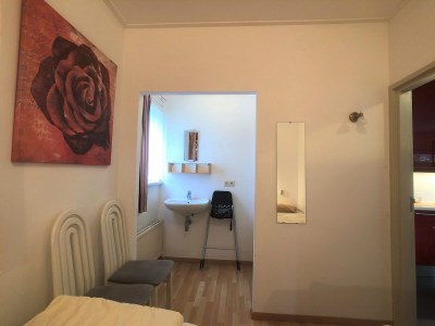 Holiday apartment Wielewaal side wing - Features photo 11