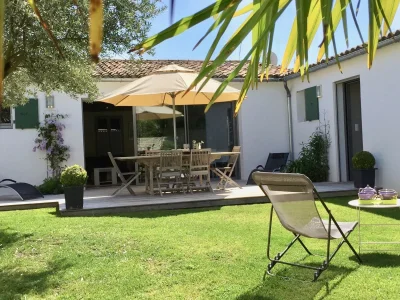 Holiday house Tadorne: Beautiful and modern near the beach in La Flotte - Holiday house