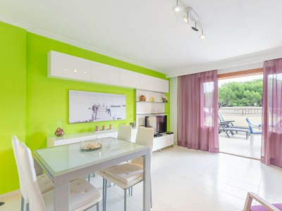 Holiday apartment Llepol - Features photo 12