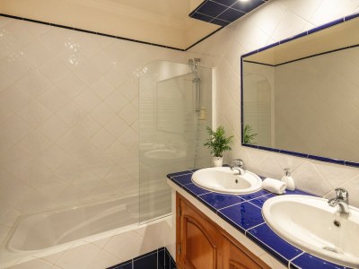 row house Casa Alegre - Features photo 33