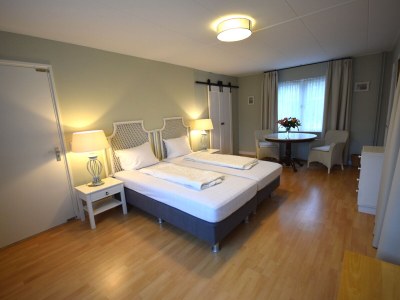 Apartment Domburgseweg 40 - Features photo 10