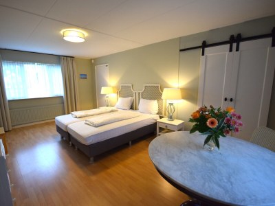 Apartment Domburgseweg 40 - Features photo 11