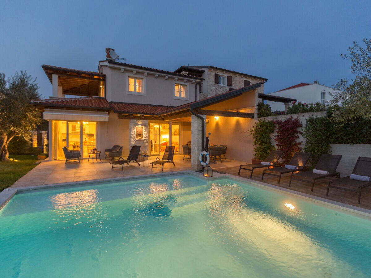 Villa Villa with pool and panoramic view