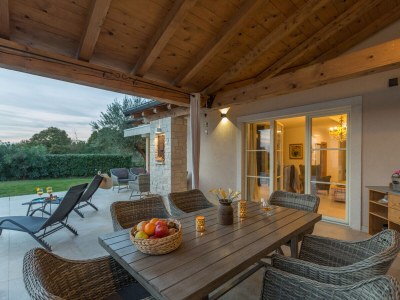 Villa Villa with pool and panoramic view - Outdoor photo 8