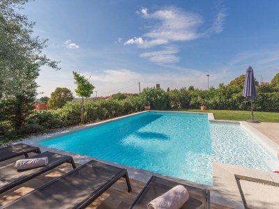 Villa Villa with pool and panoramic view - Outdoor photo 9