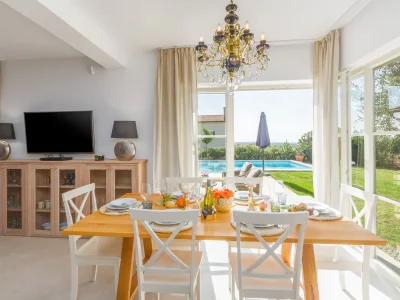 Villa Villa with pool and panoramic view - Features photo 22