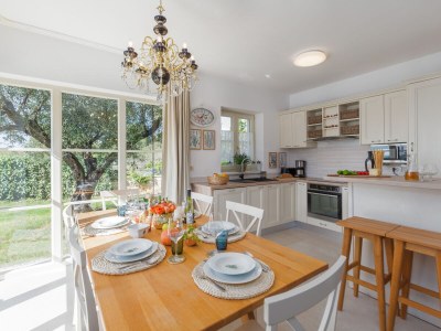 Villa Villa with pool and panoramic view - Features photo 24