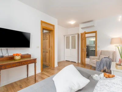 Villa Villa with pool and panoramic view - Features photo 31