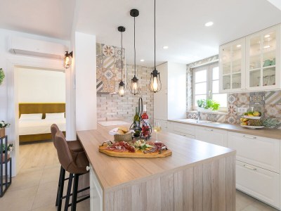 Villa Mikela with pool and panoramic view - Features photo 11