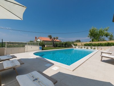 Villa Mikela with pool and panoramic view - Features photo 16