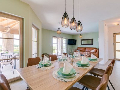 Villa Mikela with pool and panoramic view - Features photo 18