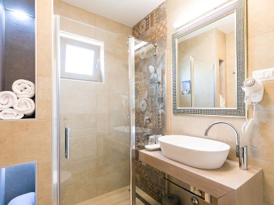 Villa Mikela with pool and panoramic view - Features photo 20