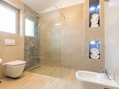 Villa Mikela with pool and panoramic view - Features photo 29