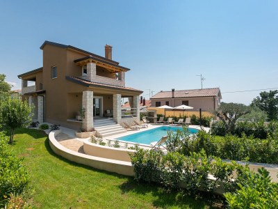 Villa Mikela with pool and panoramic view - Features photo 31