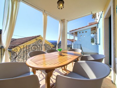 Holiday house Cottage with sea view - Outdoor photo 5