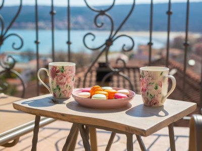 Holiday house Cottage with sea view - Outdoor photo 9