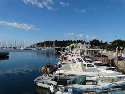 Holiday apartment Brika - Environment photo 23