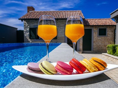Villa Enna with heated pool, Zadar - Outdoor photo 4