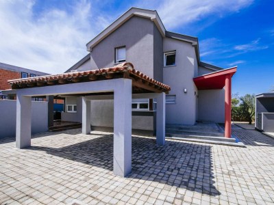 Villa Enna with heated pool, Zadar - Outdoor photo 14