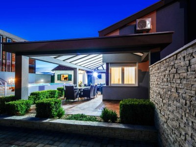 Villa Enna with heated pool, Zadar - Outdoor photo 20