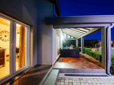 Villa Enna with heated pool, Zadar - Outdoor photo 22