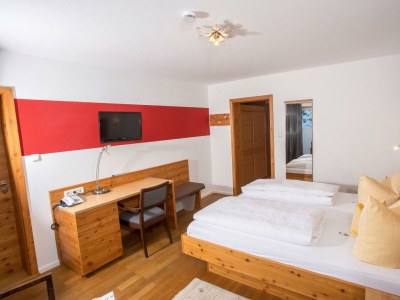 Apartment Ferienwohnung "1-3" - 2 Schlafräume mit Dusche/WC - Features photo 29