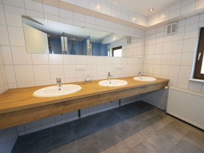 Apartment Apartment "1" /5 Schlafräume/Dusche, WC - Features photo 8