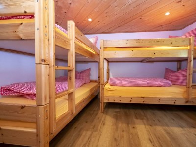 Apartment Apartment "1" /5 Schlafräume/Dusche, WC - Features photo 18