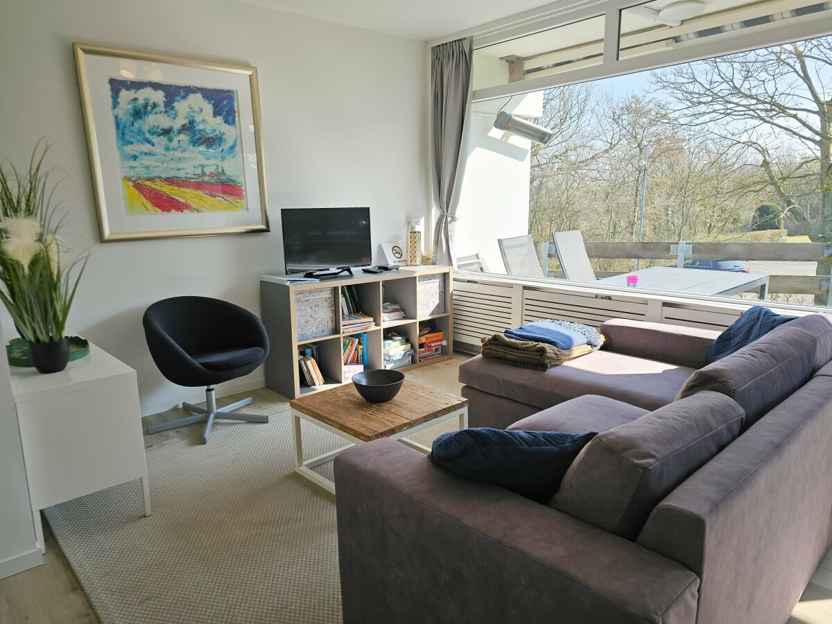 Apartment WE02 Apartment close to the beach and with swimming pool