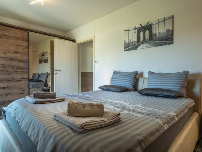 Holiday house Villa Lily with Private Pool and a Lovely Garden - Features photo 23