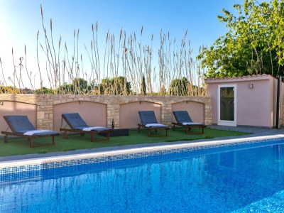 Villa Beautiful Villa Nika with Pool - Outdoor photo 6