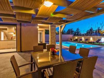 Villa Beautiful Villa Nika with Pool - Outdoor photo 9