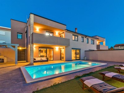 Villa Beautiful Villa Nika with Pool - Outdoor photo 14