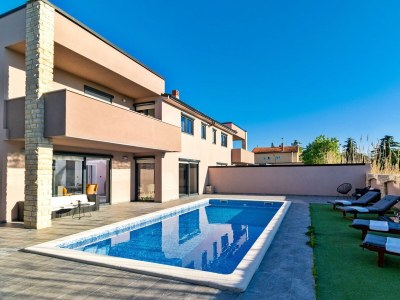 Villa Beautiful Villa Nika with Pool - Outdoor photo 17