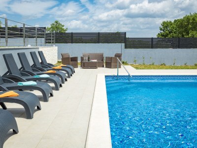 Holiday house Holiday Home Greta with Private Pool - Outdoor photo 12