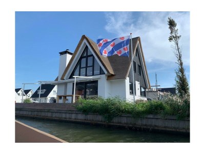 Villa at the water in Friesland (NI) - Outdoor photo 6