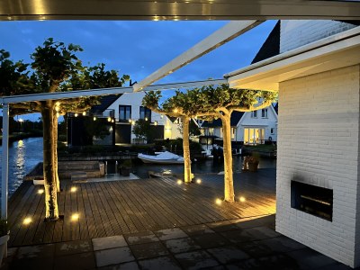 Villa at the water in Friesland (NI) - Outdoor photo 11