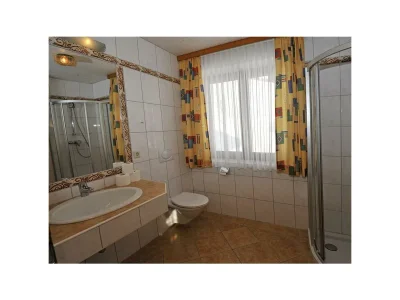 Holiday room Dreibettzimmer mit Dusche, WC - Features photo 19