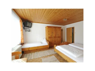 Holiday room Dreibettzimmer mit Dusche, WC - Features photo 20