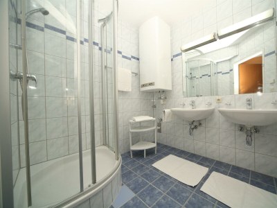 Apartment Apartment/2 Schlafräume/Dusche, WC - Features photo 17