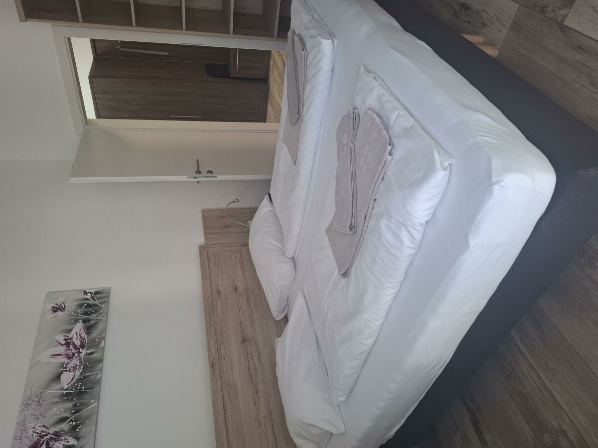 Apartment Appartement/Fewo, Dusche oder Bad, WC, 3 Schlafräu - Outdoor photo 3