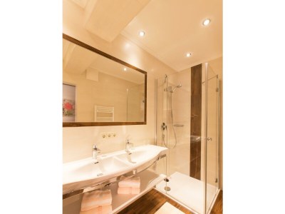 Apartment Apartment B/2 Schlafräume/Dusche, WC - Features photo 13